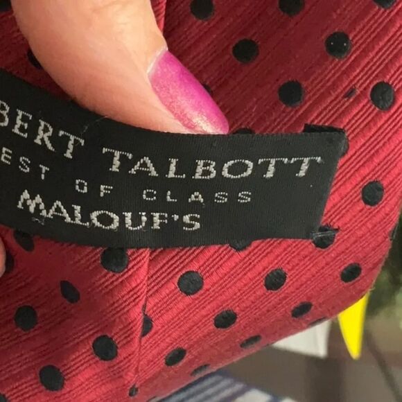 Robert Talbott Best of Class Red Tie with Black Dots - Picture 9 of 9